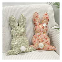 Nouvel arrivage printemps vert floral plaid pâques lapin lapin peluche oreiller jouet coussin