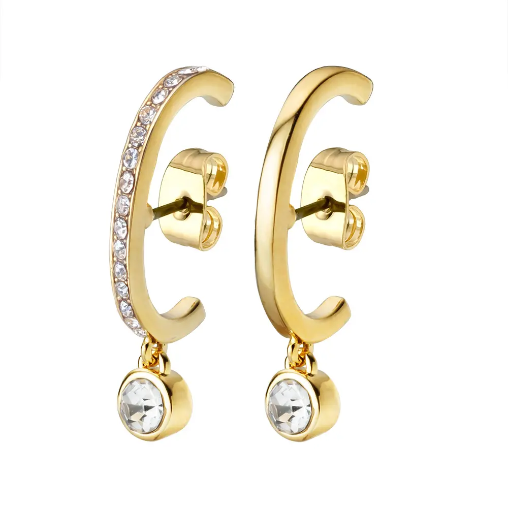 gold diamond stud earrings