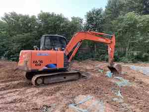 Excavatrices Hitachi ZAXIS 60 d'occasion certifiées CE EMC, mini-excavatrice sur chenilles de 6 tonnes, pompe hydraulique Hitachi, moteur importé du Japon - Product Image 4