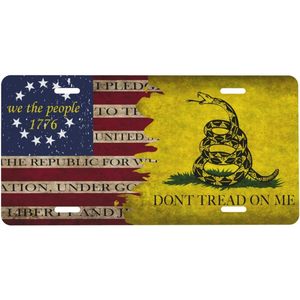 ป้ายทะเบียนรถด้านหน้าป้ายทะเบียนรถลายธงอเมริกันป้ายอะลูมิเนียมแปลกใหม่ป้ายโต๊ะเครื่องแป้งทำจากพลาสติกวัสดุหลักผลิตในประเทศจีน - Product Image 1