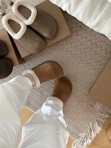 Botas de Nieve Unisex de Lujo de la Marca JiuZhou, Diseño de Botín con Suela de Goma, Parte Superior de Algodón, Transpirables y Cálidas - Product Image 2