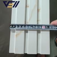 VELL OEM Vente en gros Fabrication professionnelle Persienne Panneaux d'intérieur en polystyrène PS Panneau mural décoratif à lamelles