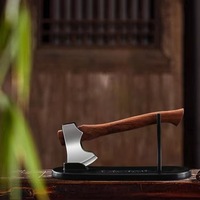 Hache de combat artisanale multi-usage pour la lutte contre les incendies en montagne, lame en acier inoxydable, manche en bois, petite hache de jeu stylée