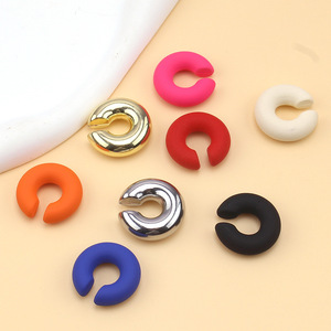 Pendientes geométricos con clip, colores dulces, acrílico mate, joyería unisex para fiestas - Product Image 3