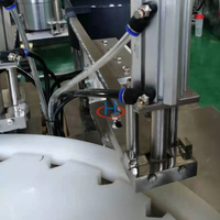Bouteille médicale rotative à petite échelle de type monoplock, poudre de tarière automatique, micro remplissage, machine d'emballage de poudre