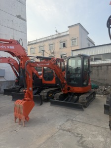 Excavadora U35 Usada en Venta, Pocas Horas de Uso, Modelo 2024, Reacondicionada Profesionalmente, Cucharón de 0.16m, 3.5 Toneladas, Lista para Trabajos Pesados - Product Image 3