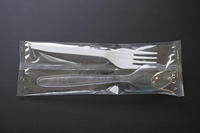 Prix d'usine Mini machine d'emballage à comptage automatique Scellage semi-automatique de sacs en plastique fabriqué en Chine pour film de remplissage alimentaire
