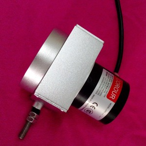 Capteur potentiométrique linéaire Corour, précision 0,02 %, protection IP65, sortie câble - Product Image 3