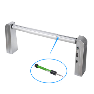 Enrollador y rodillo de aluminio para cubierta de piscina con correas elásticas, práctico y seguro, fácil de instalar - Product Image 1