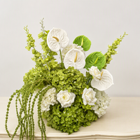 Künstliche Weiß-Grüne Tischblumenarrangements Calla-Lilie Hortensie Rose Rittersporn für Hochzeitstisch Hintergrund Event-Dekoration