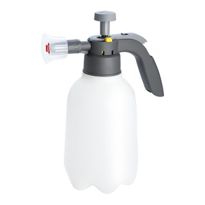 Botella pulverizadora de espuma de 2L, pulverizador fácil de hidratar para lavado de coches, limpieza y protección de plantas - Product Image 1