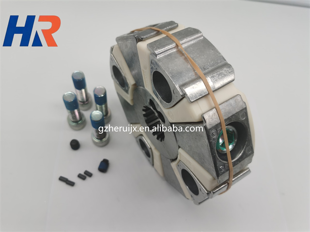 Original Excavator HPV102 Hydraulic Pump Parts Coupling Assembly