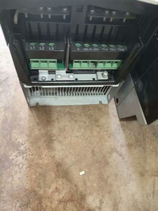 ACS880-01-061A-3 ACS880 ซีรีส์ 30kW 380-500V 61A 3 เฟส IP21 PLC - Product Image 5