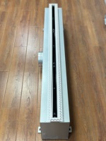 Diffuseur linéaire moderne en aluminium pour CVC avec boîte de plénum et barre de flux invisible pour une ventilation efficace des bureaux