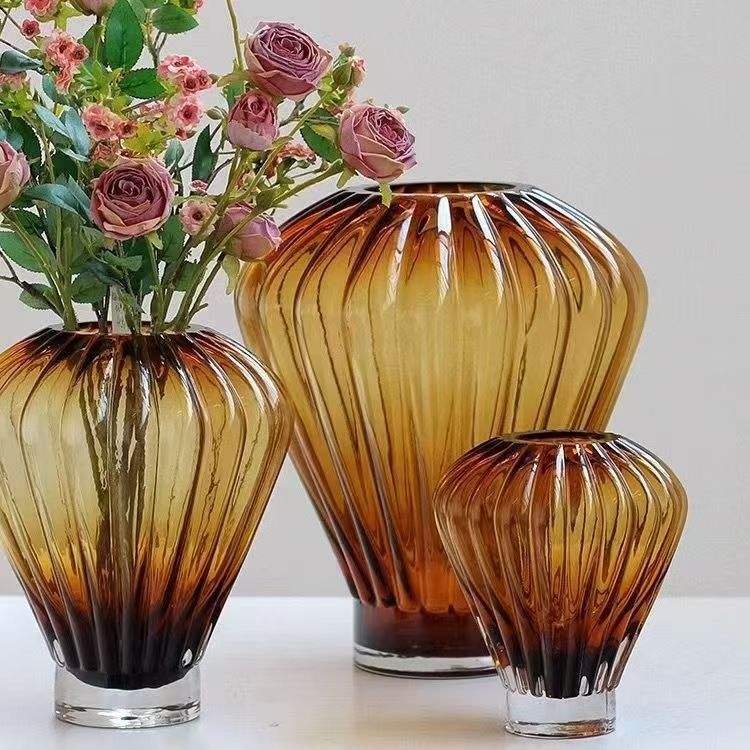 สีเหลืองอำพัน