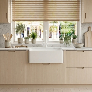 Lavello da cucina in ceramica bianco da 24 pollici, <span class=keywords><strong>a</strong></span> gola profonda, scanalato, stile rustico, <span class=keywords><strong>con</strong></span> frontale <span class=keywords><strong>a</strong></span> grembiule, <span class=keywords><strong>a</strong></span> vasca singola - Product Image 2
