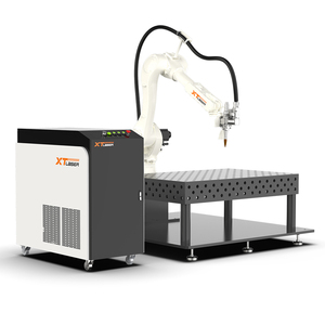 Machine de soudage laser à fibre <span class=keywords><strong>XT</strong></span> de haute qualité 2000W avec bras robotisé, tête de soudage oscillante, reconnaissance automatique de l'acier inoxydable, garantie <span class=keywords><strong>1</strong></span> an - Product Image 2