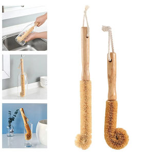 Cepillo de limpieza ligero de fibra de coco al por mayor con mango de madera para utensilios de cocina, tarros y biberones. - Product Image 1