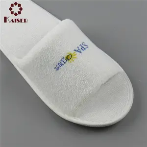 Pantofole in spugna di cotone usa e getta per ospiti Spa bianca di lusso a buon mercato all'ingrosso personalizzate con Logo personalizzato OEM
