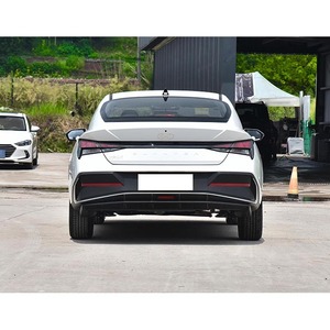 2025 hyundais Elantra รถซีดาน2024เดินทางสต็อกสินค้าสำหรับครอบครัว - Product Image 5