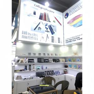 Ensemble de stylos plume HY avec logo personnalisé <span class=keywords><strong>en</strong></span> plastique stylo de <span class=keywords><strong>calligraphie</strong></span> <span class=keywords><strong>arabe</strong></span> du Moyen-Orient avec 3 plumes 3 encres finition dorée pour l'<span class=keywords><strong>écriture</strong></span> - Product Image 6