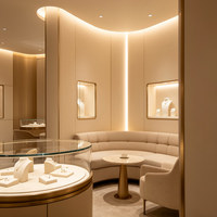 Solution complète pour boutique de bijoux : présentoir mural cylindrique de style galerie minimaliste, vitrine ronde pour bijoux