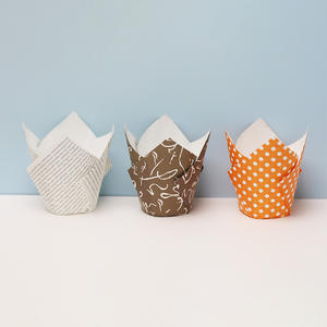 Vasos desechables de papel para hornear, vasos de <span class=keywords><strong>tulip</strong></span>án marrón para cupcakes, pasteles, magdalenas - Product Image 5