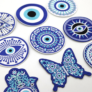 Atacado: Emblemas Bordados Termocolantes de Alta Qualidade com Olho Grego, Mão de Hamsá e Mandala para Jaquetas, Bolsas e Roupas - Product Image 3