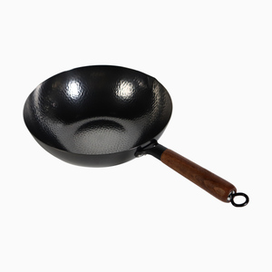 <span class=keywords><strong>Wok</strong></span> plat léger de Londres, traditionnel, martelé, sans PFAS, en acier au carbone, avec manche en bois - Product Image 1