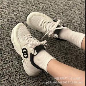 Nouvelles chaussures de sport décontractées de luxe originales de marque 2026, modèle tendance, doublure en toile de haute qualité, pour hommes et femmes - Product Image 2