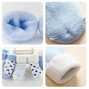 Invierno estrella punto rayas personalizado suave algodón grueso Terry infantil recién nacido lindo bebé Calcetines - Product Image 3