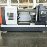 Torno CNC Horizontal Automático Fanuc CAK61125, 1250mm de Giro Máximo, 1500mm entre Centros, 105mm de Diámetro del Husillo, para Torneado Pesado