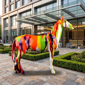 Escultura de Caballo de Resina de Tamaño Real para Jardín, Pintada a Mano, Estatua Abstracta de Animal, Impermeable, Arte Decorativo para Exteriores - Product Image 3