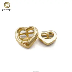 Высококачественные металлические золотые пуговицы из цинкового сплава, металлические пуговицы в форме открытого сердца, полые металлические пуговицы для одежды