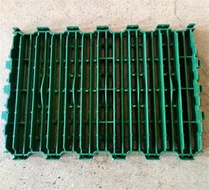 Suelo de cerdo de <span class=keywords><strong>alta</strong></span> resistencia, 400x600mm, <span class=keywords><strong>alta</strong></span> capacidad de rodamiento, Color verde, suelo de listón de plástico - Product Image 3