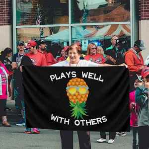 Bandera de Jardín con Diseño de Piña Invertida, 3x5 Pies, Duradera, 100% Poliéster, para Decoración de Interiores y Exteriores - Product Image 5