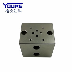 บล็อกวาล์วไฮดรอลิกยูเค ผลิตจากเหล็กหล่อ แบบไม่มาตรฐาน ชุดวาล์วแบบกำหนดเอง วาล์วควบคุมทิศทาง ติดตั้งรวดเร็ว - Product Image 3