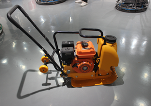 Compacteur à plaque vibrant jaune à moteur essence Lifan pour sol et asphalte 5,5-6,5 kW - Product Image 5