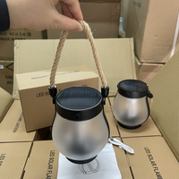 Lampu Kemah Tenaga Surya 22LED, Lentera Api Menari USB Isi Ulang, Lampu Meja Payung Retro Antik Tahan Air Luar Ruangan