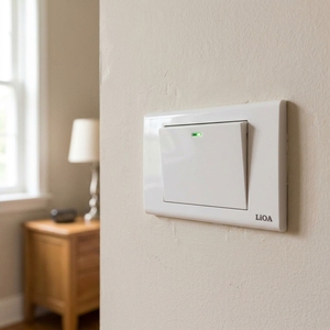 Interrupteur mural LiOA série Wide 1 poste 1 voie avec voyant LED, installation facile, commandes électriques durables - Product Image 4