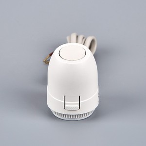 Actuador Térmico Eléctrico JD 002 con Cables de PVC para Control de Calefacción por Suelo Radiante - Product Image 2