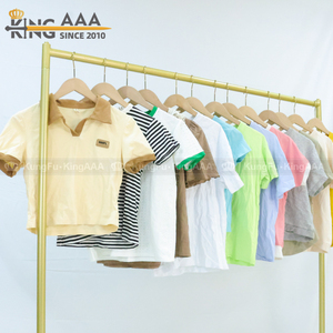 T-shirts d'été pour femmes, d'occasion, de qualité professionnelle, mélangés, vintage, propres, en balles en gros, matériaux et couleurs variés - Product Image 4