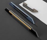 Pegangan kabinet dapur hitam Matte, lemari furnitur mewah kreatif, gagang laci aluminium