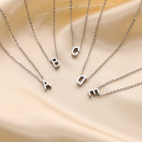 Colgante de Acero Inoxidable Chapado en Oro de 18K, Collar con Inicial de Letra, Nombre Único, Regalo de Joyería, para Mujer