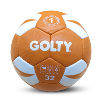 كرة يد GOLTY GHH-1002 مقاس 1 بوزن 290-320 جرام ومحيط 500-520 ملم، جودة ممتازة، ملمس رائع، تحكم فائق
