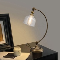 Lampe de bureau réglable en laiton doré lampe de table industrielle LED alimentée par courant alternatif pour la maison hôtel chambre salon