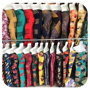 Thoải Mái OEM Keqiao Cổ Phiếu Nhà Máy Rất Nhiều In Rayon Vải <span class=keywords><strong>Viscose</strong></span> Xả In Chillas Vải Cho Mùa Hè Phụ Nữ May Mặc - Product Image 1