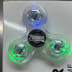 Nouveaux Fidget Spinners Lumineux Personnalisables avec Logo pour Enfants, Jouet LED en Plastique et Métal de Haute Qualité, Cool et Lumineux - Product Image 6