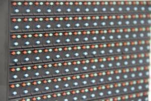 P16mm جودة عالية في الهواء الطلق سطوع عالية وحدة RGB LED لوحة مخصصة لشاشة توجيه حركة المرور - Product Image 5