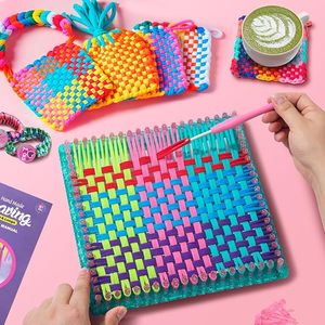 Kits de Tejido de Mano para Niños y Adultos - Tema de Cartón, Edades 4+ y 12+, Regalos Sencillos - Product Image 5